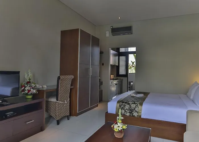 Palette Argya Santi Hotel 3*