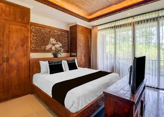 Palette Argya Santi Hotel 3*