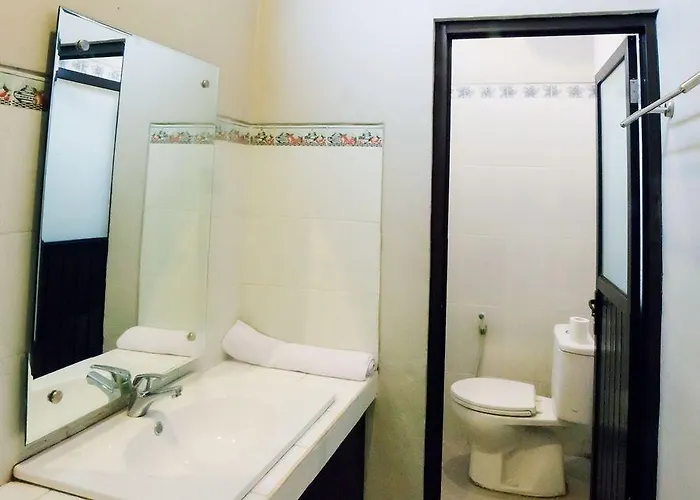 Palette Argya Santi Hotel 3*